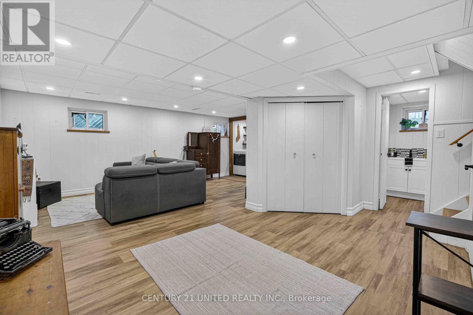 2 Rogers Road, Kawartha Lakes (Lindsay), Ontario  K9V 5C3 - Photo 20 - X13009366