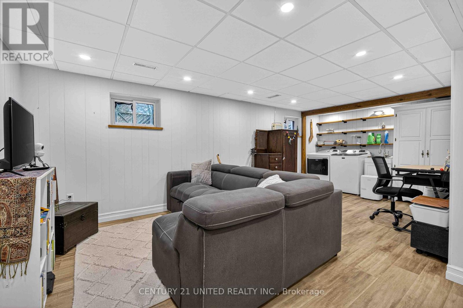 2 Rogers Road, Kawartha Lakes (Lindsay), Ontario  K9V 5C3 - Photo 21 - X13009366