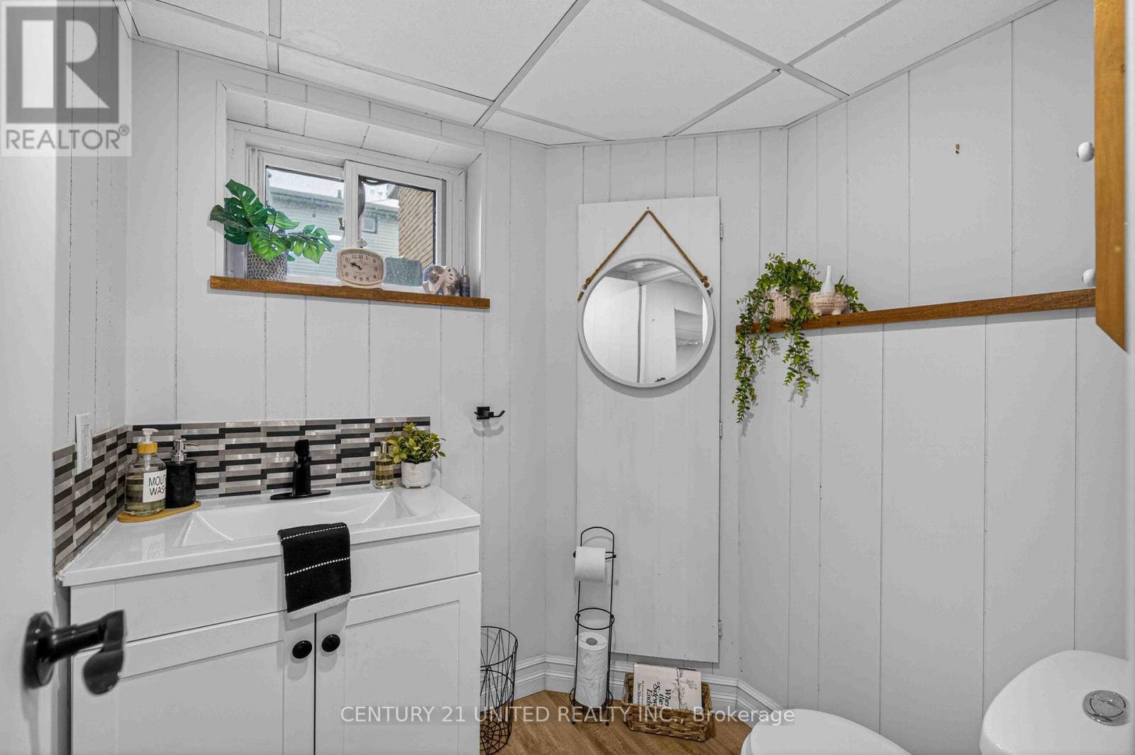 2 Rogers Road, Kawartha Lakes (Lindsay), Ontario  K9V 5C3 - Photo 23 - X13009366