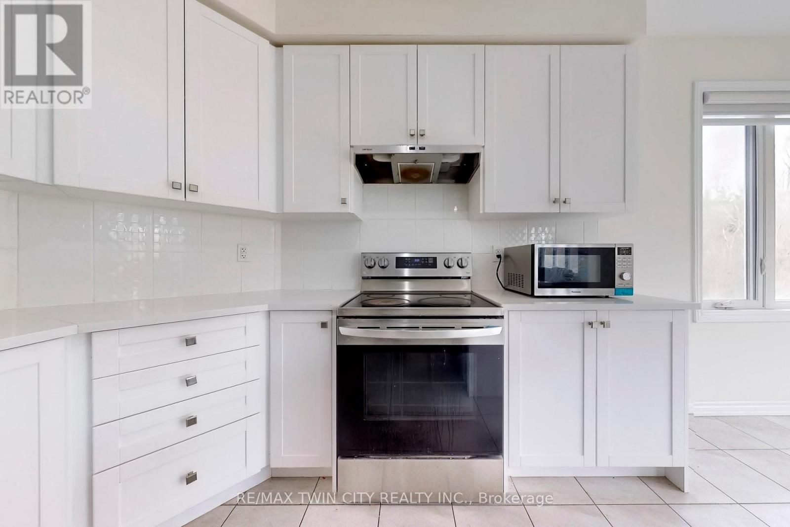 630 Lemay Grove, Peterborough (Monaghan Ward 2), Ontario  K9K 0G9 - Photo 25 - X13009946