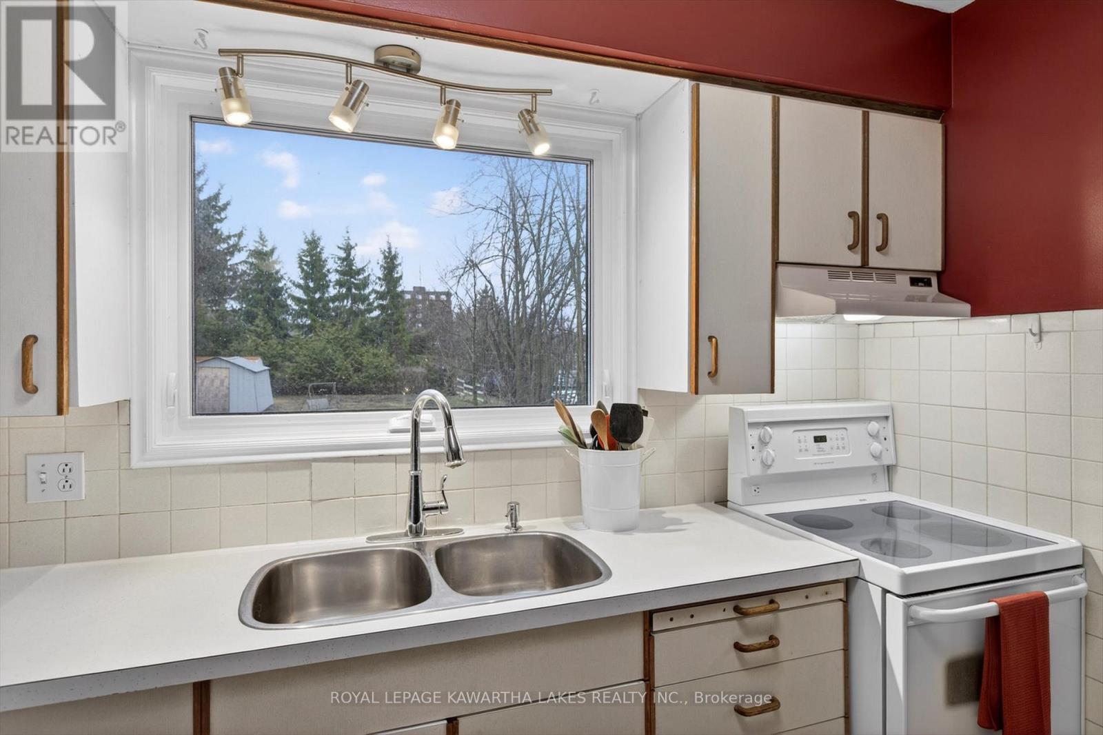 133 Elgin Street, Kawartha Lakes (Lindsay), Ontario  K9V 3X1 - Photo 18 - X13010726