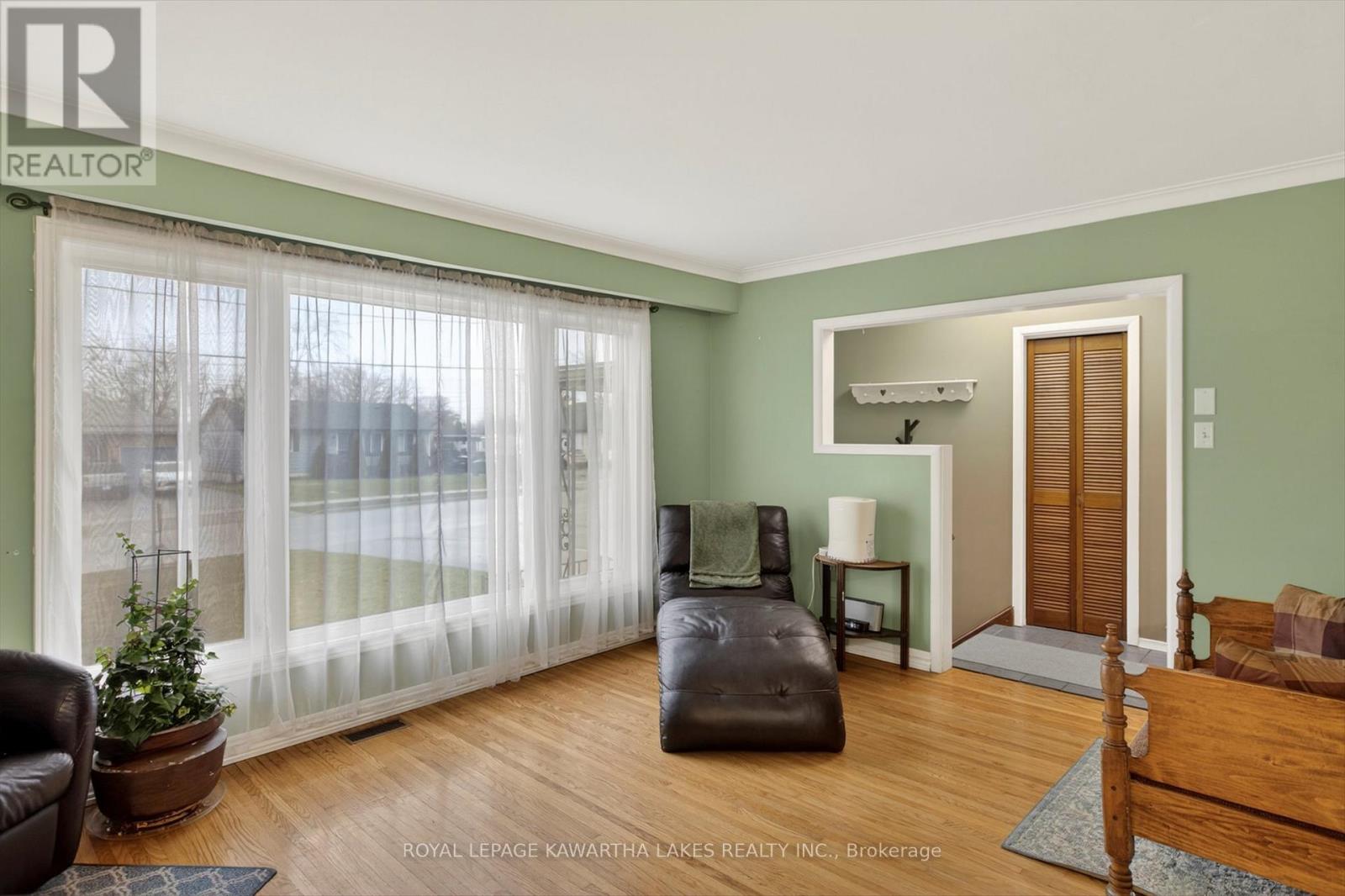 133 Elgin Street, Kawartha Lakes (Lindsay), Ontario  K9V 3X1 - Photo 5 - X13010726