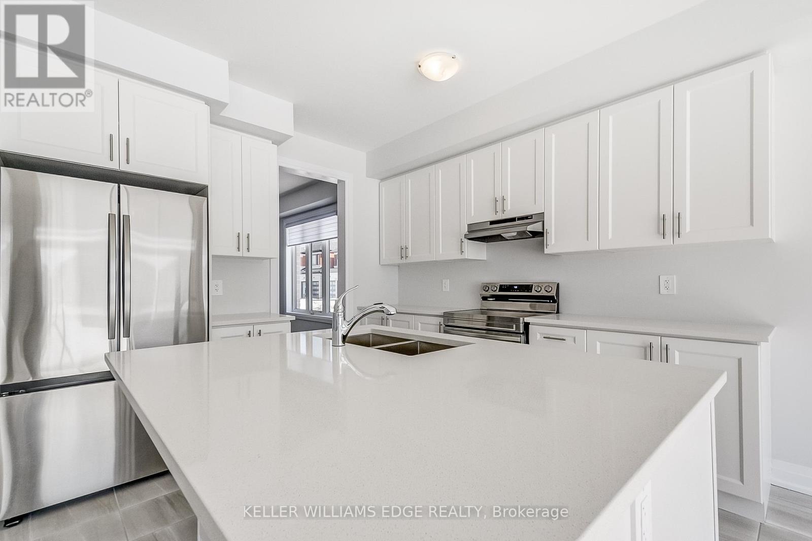 35 Walters Street, Kawartha Lakes (Lindsay), Ontario  K9V 0S2 - Photo 9 - X13010724