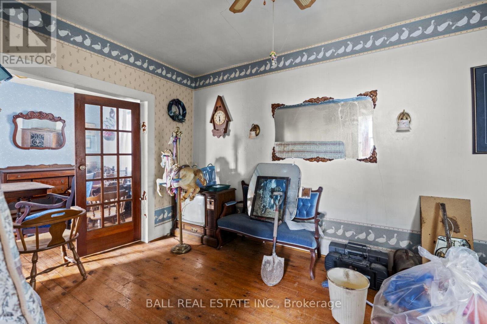 239 Lake Street, Peterborough (Town Ward 3), Ontario  K9J 2H5 - Photo 4 - X13010986