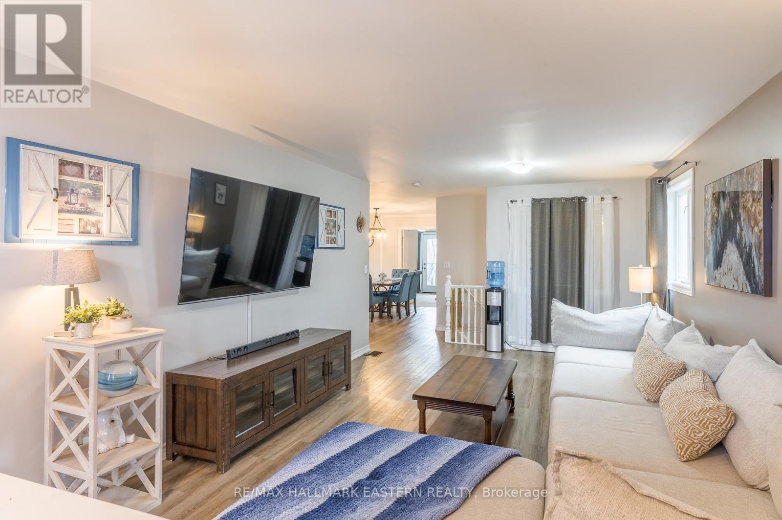 702 Trailview Drive, Peterborough (Ashburnham Ward 4), Ontario  K9J 8P2 - Photo 10 - X13011376