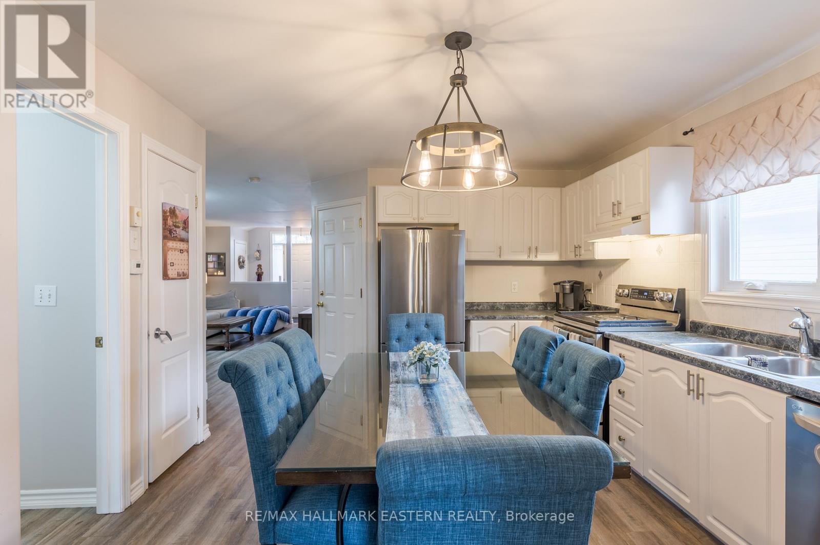 702 Trailview Drive, Peterborough (Ashburnham Ward 4), Ontario  K9J 8P2 - Photo 17 - X13011376