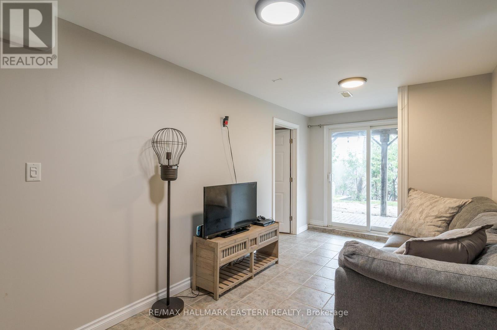 702 Trailview Drive, Peterborough (Ashburnham Ward 4), Ontario  K9J 8P2 - Photo 24 - X13011376