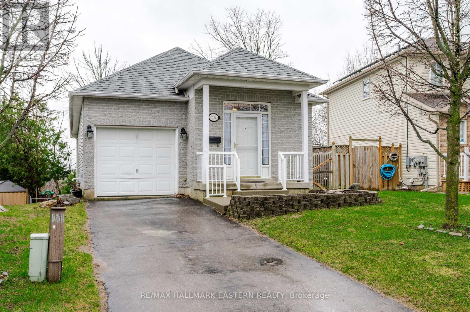 702 Trailview Drive, Peterborough (Ashburnham Ward 4), Ontario  K9J 8P2 - Photo 3 - X13011376