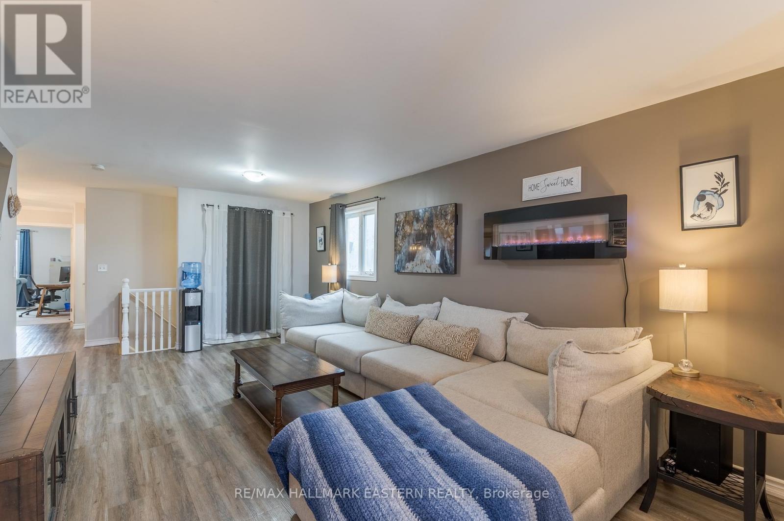 702 Trailview Drive, Peterborough (Ashburnham Ward 4), Ontario  K9J 8P2 - Photo 9 - X13011376