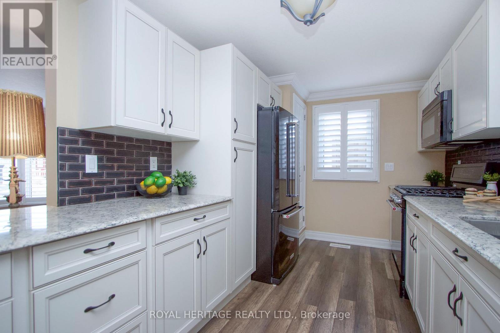 11 Heritage Lane, Clarington (Newcastle), Ontario  L1B 1A5 - Photo 16 - E13011438