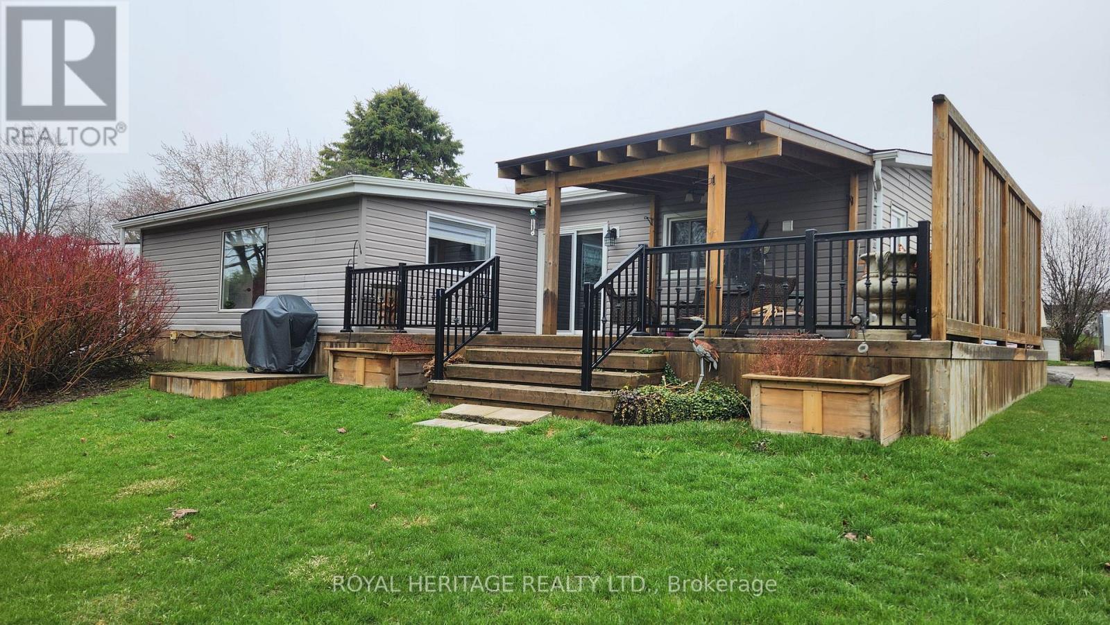 11 Heritage Lane, Clarington (Newcastle), Ontario  L1B 1A5 - Photo 27 - E13011438