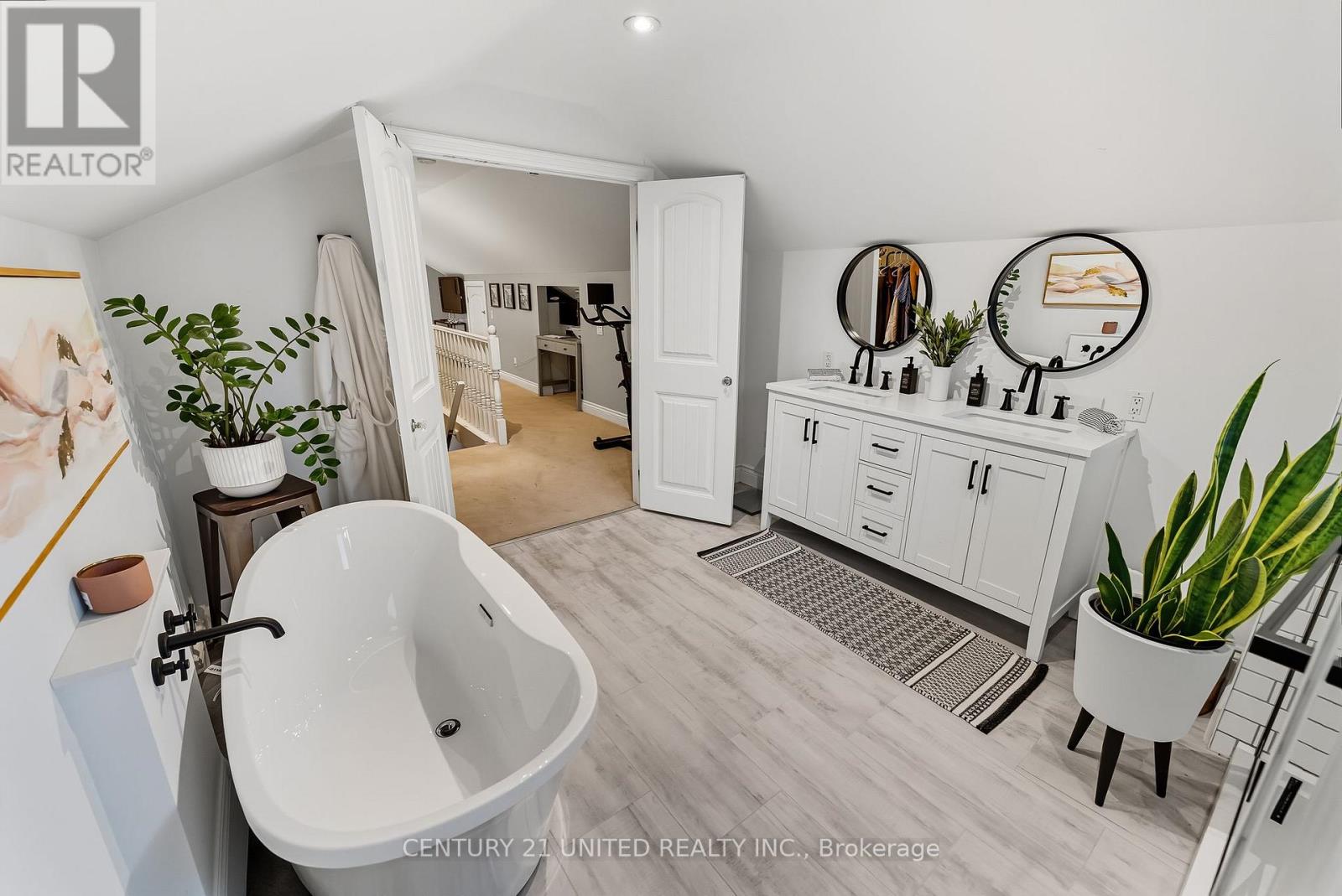 141 O'carroll Avenue, Peterborough (Northcrest Ward 5), Ontario  K9H 4V2 - Photo 30 - X12469942