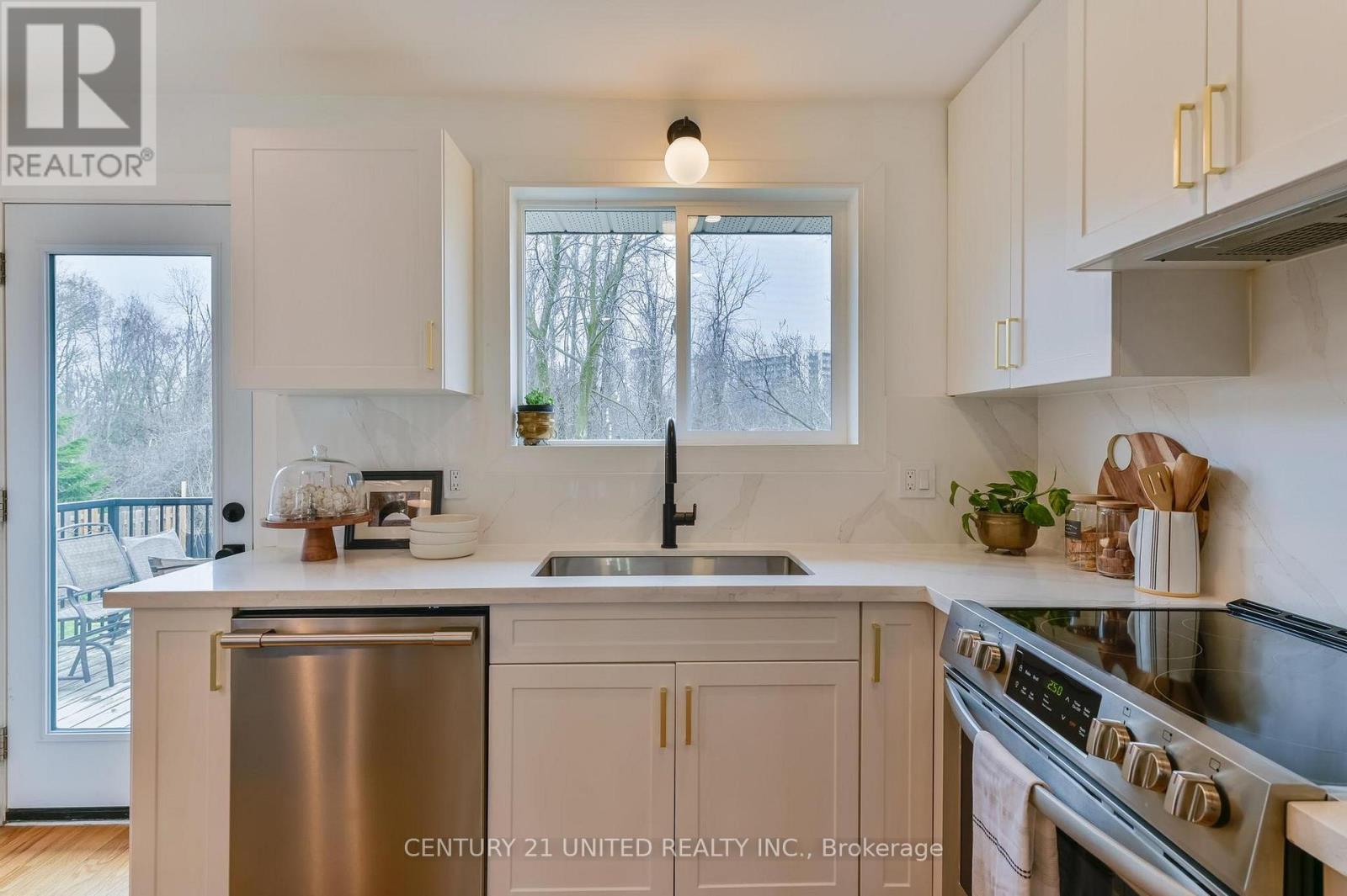 973 Afton Road, Peterborough (Otonabee Ward 1), Ontario  K9J 7K3 - Photo 10 - X13011658