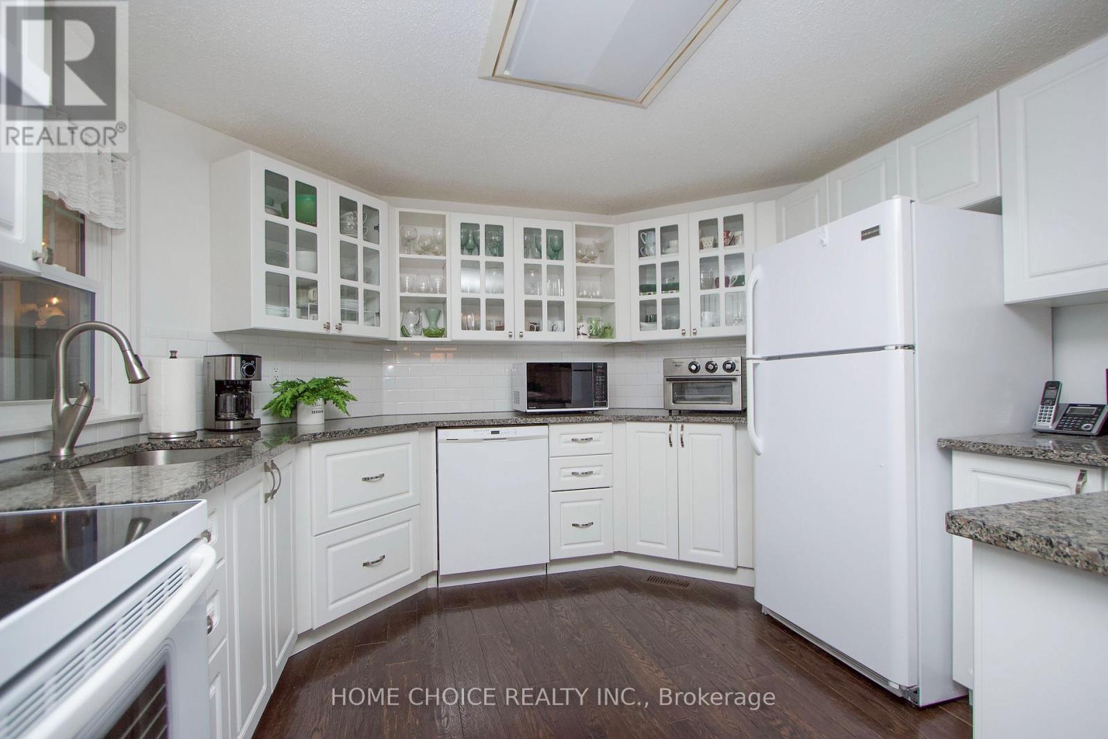 80 Bluffs Road, Clarington (Bowmanville), Ontario  L1B 1A6 - Photo 13 - E13011584