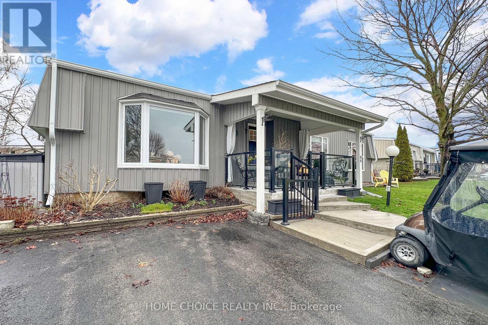 80 Bluffs Road, Clarington (Bowmanville), Ontario  L1B 1A6 - Photo 2 - E13011584