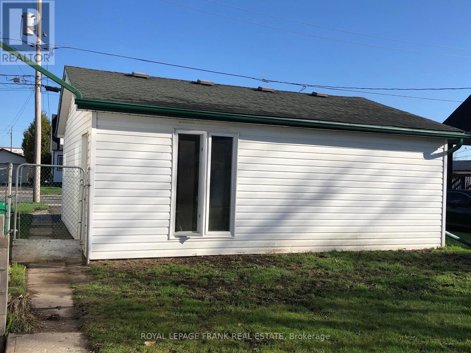 475 Brioux Avenue, Peterborough (Otonabee Ward 1), Ontario  K9J 4G6 - Photo 40 - X13013074