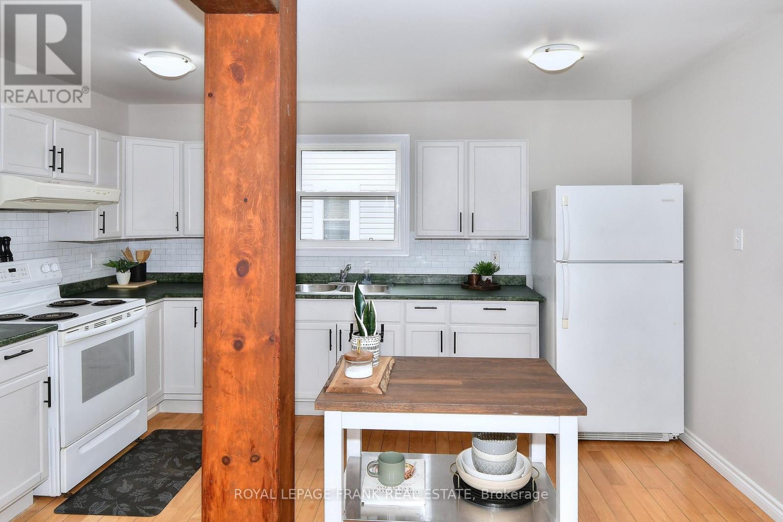 475 Brioux Avenue, Peterborough (Otonabee Ward 1), Ontario  K9J 4G6 - Photo 8 - X13013074