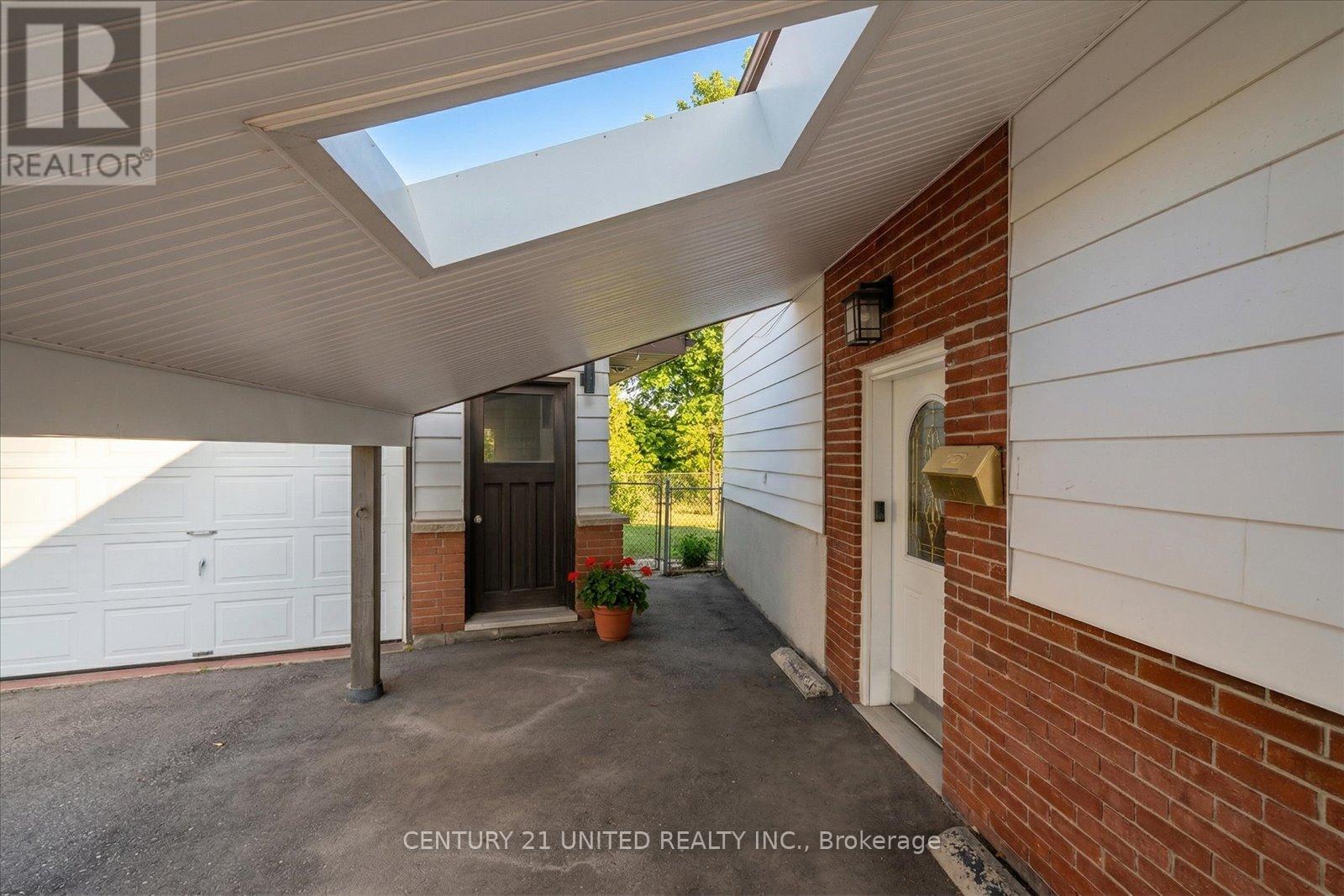 1897 Stewartcroft Crescent, Peterborough (Monaghan Ward 2), Ontario  K9K 1G7 - Photo 3 - X13013666