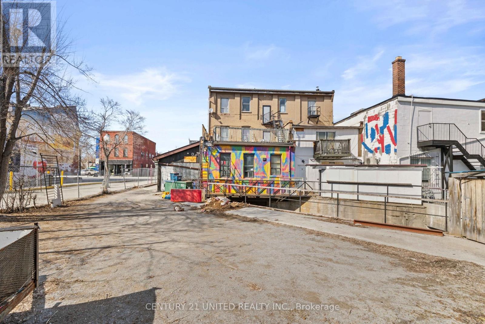 197 Hunter Street W, Peterborough (Town Ward 3), Ontario  K9H 2L1 - Photo 11 - X13013874