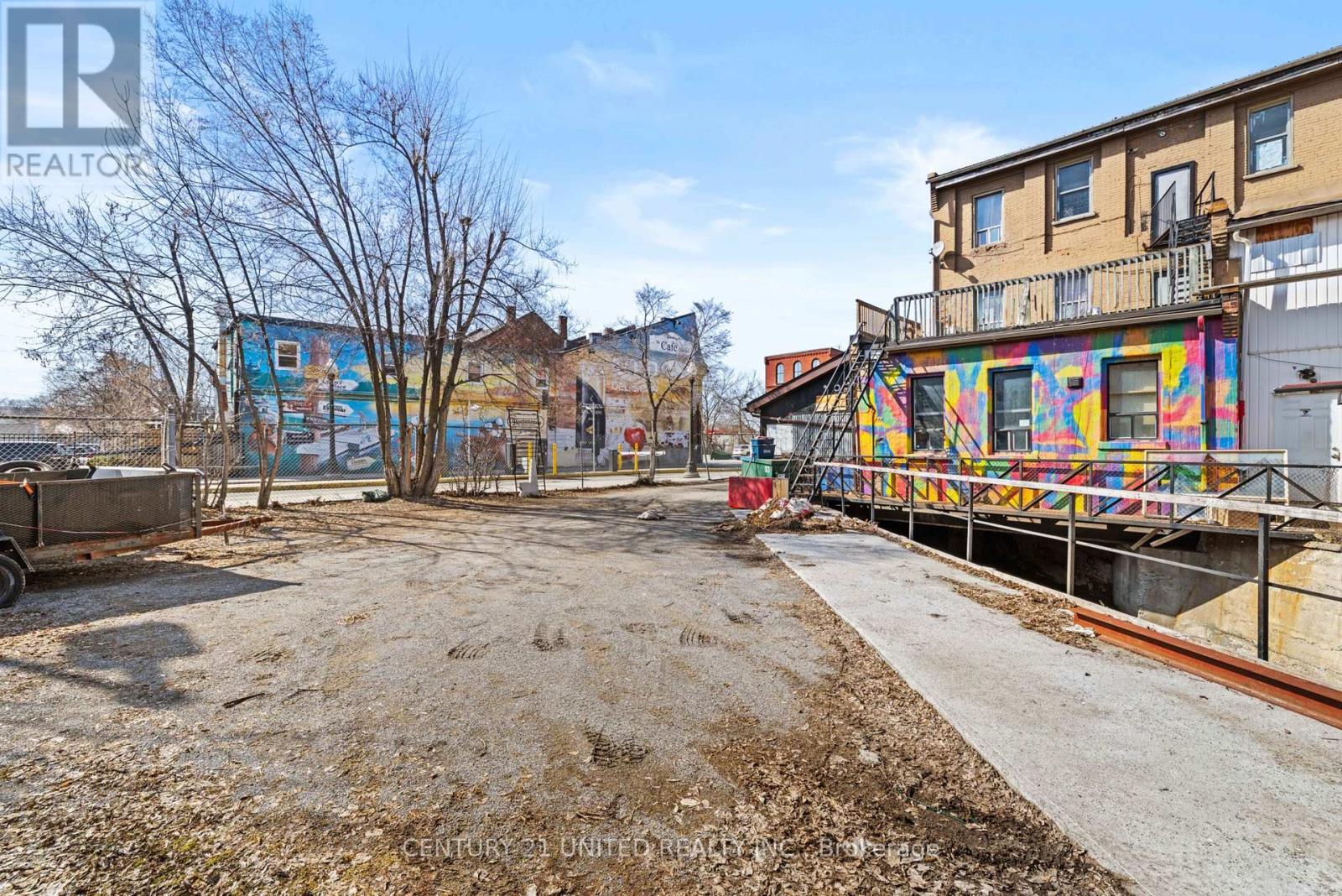 197 Hunter Street W, Peterborough (Town Ward 3), Ontario  K9H 2L1 - Photo 13 - X13013874