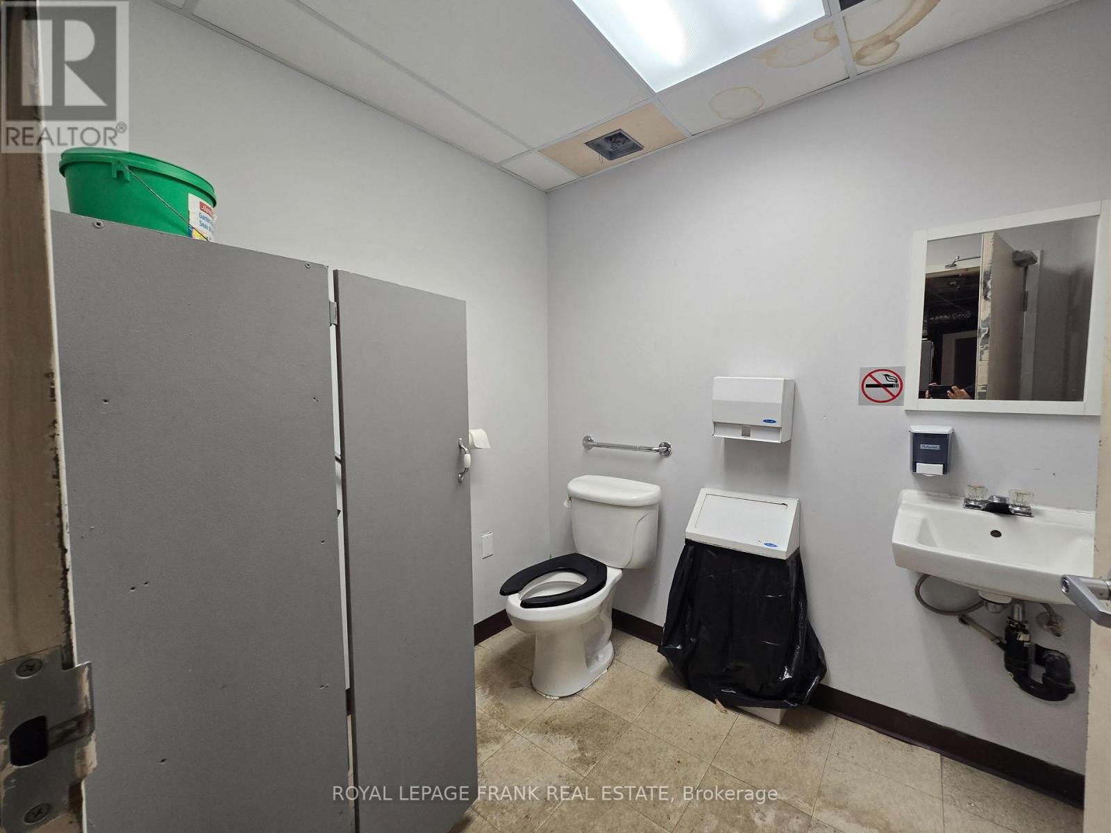 B - 15 King Avenue W, Clarington (Newcastle), Ontario  L1B 1K9 - Photo 11 - E13014390