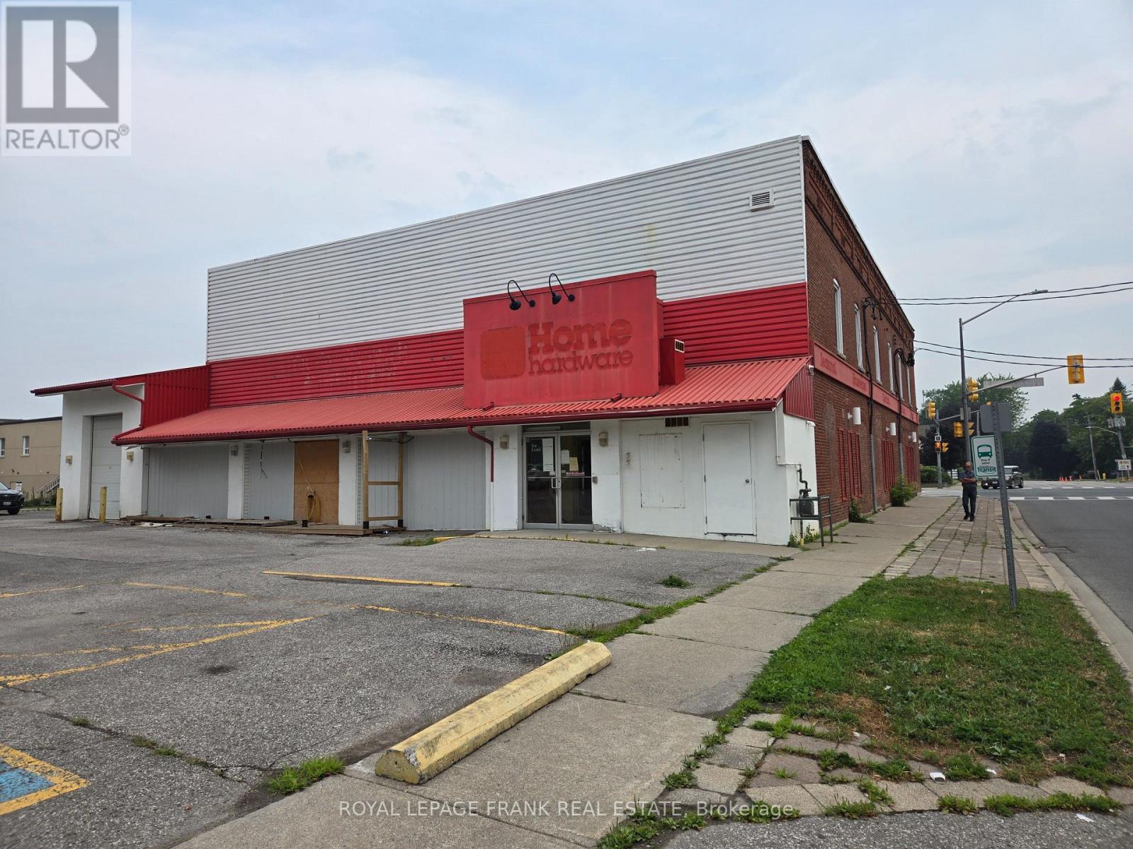 B - 15 King Avenue W, Clarington (Newcastle), Ontario  L1B 1K9 - Photo 21 - E13014390