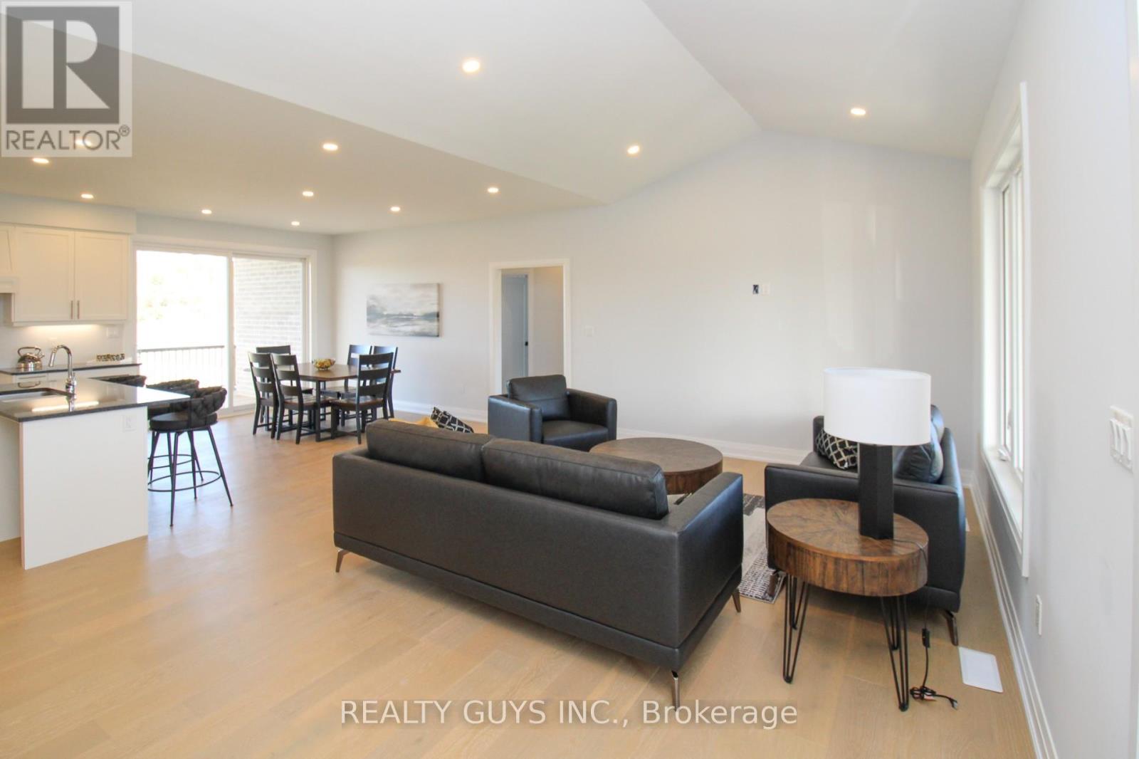 2418 Gwendolyn Court, Cavan Monaghan (Cavan Twp), Ontario  L0A 1C0 - Photo 14 - X13015090