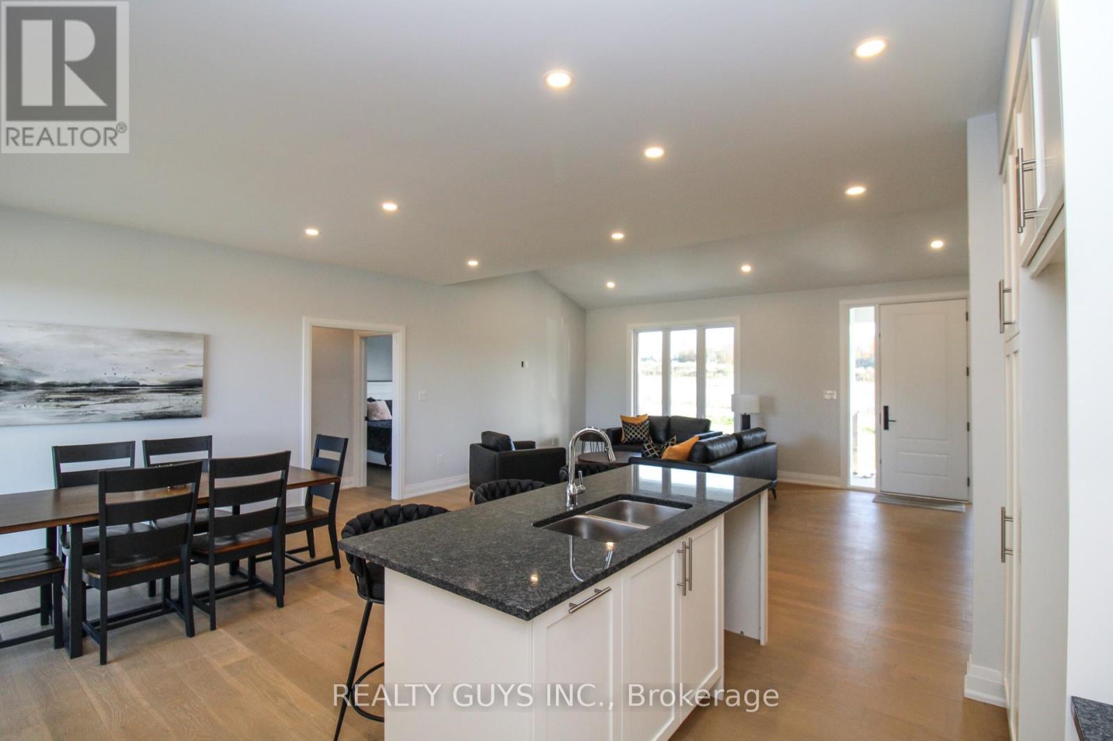 2418 Gwendolyn Court, Cavan Monaghan (Cavan Twp), Ontario  L0A 1C0 - Photo 18 - X13015090