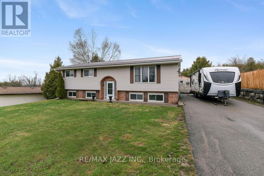 29 Grandview Drive, Kawartha Lakes (Ops), Ontario  K0L 2W0 - Photo 2 - X13015844