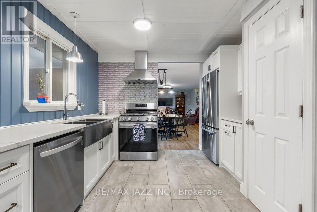 29 Grandview Drive, Kawartha Lakes (Ops), Ontario  K0L 2W0 - Photo 6 - X13015844