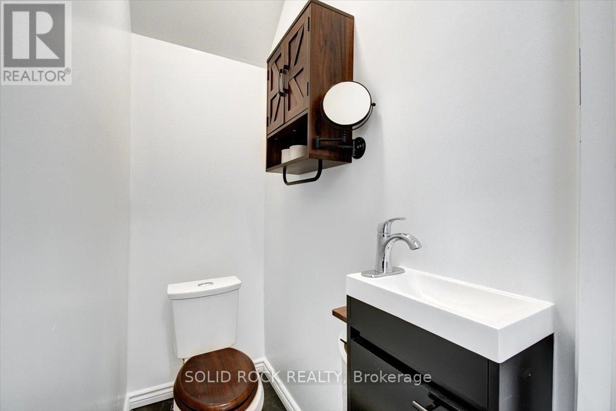 513 Romaine Street, Peterborough (Town Ward 3), Ontario  K9J 2C8 - Photo 15 - X13016788