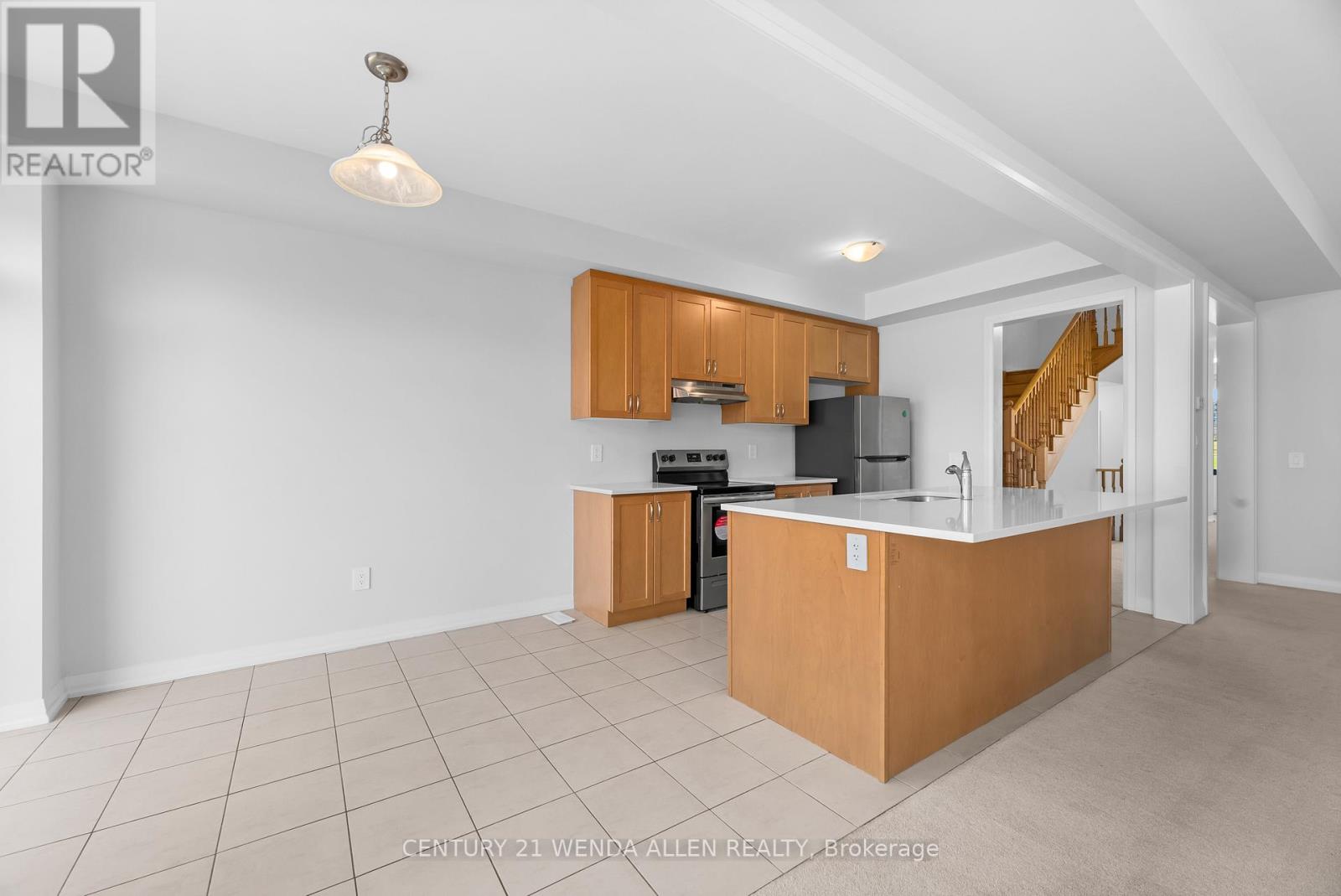 66 Corley Street, Kawartha Lakes (Lindsay), Ontario  K9V 6K2 - Photo 8 - X13016882