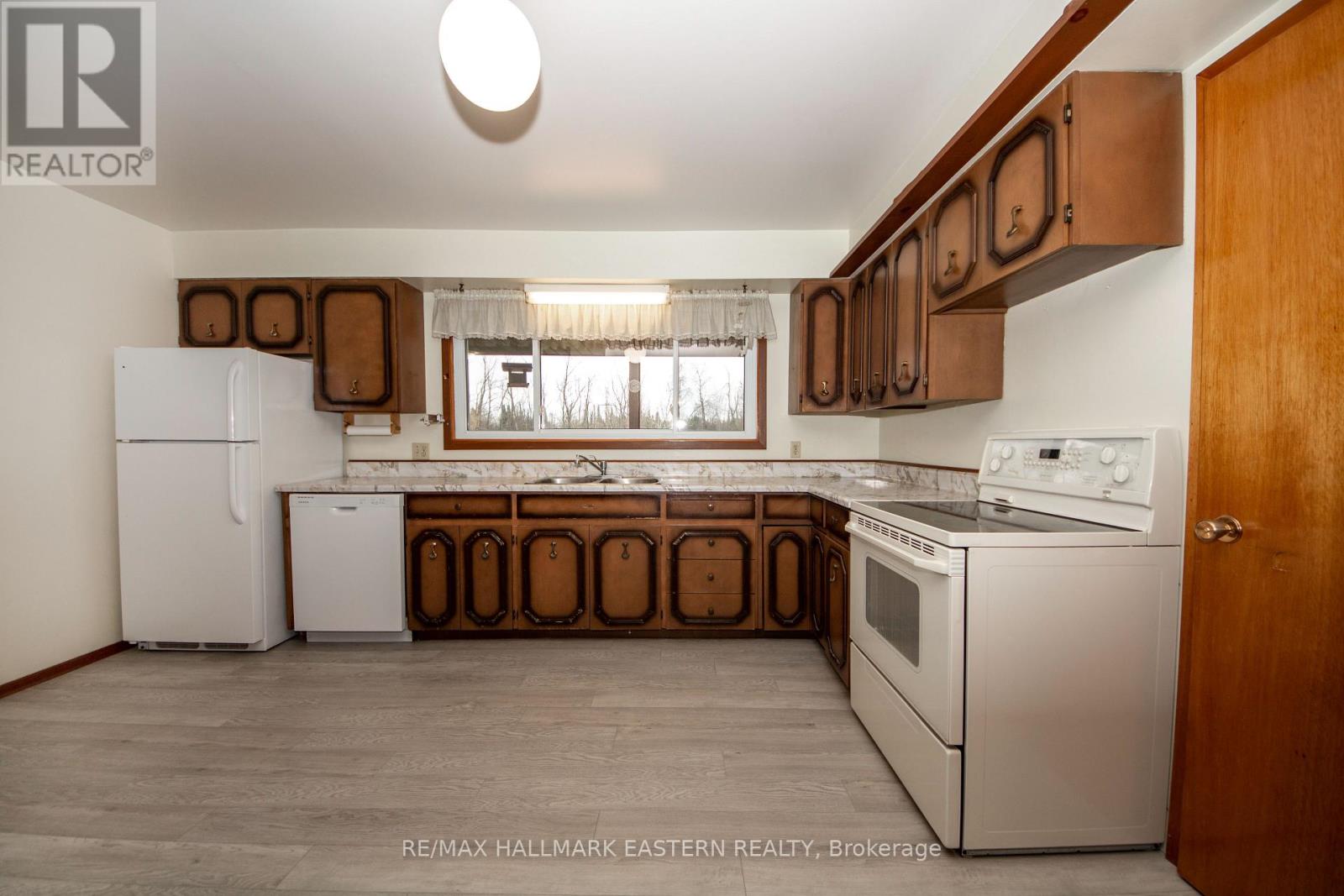 1239 7th Line, Selwyn, Ontario  K0L 2H0 - Photo 10 - X13017164