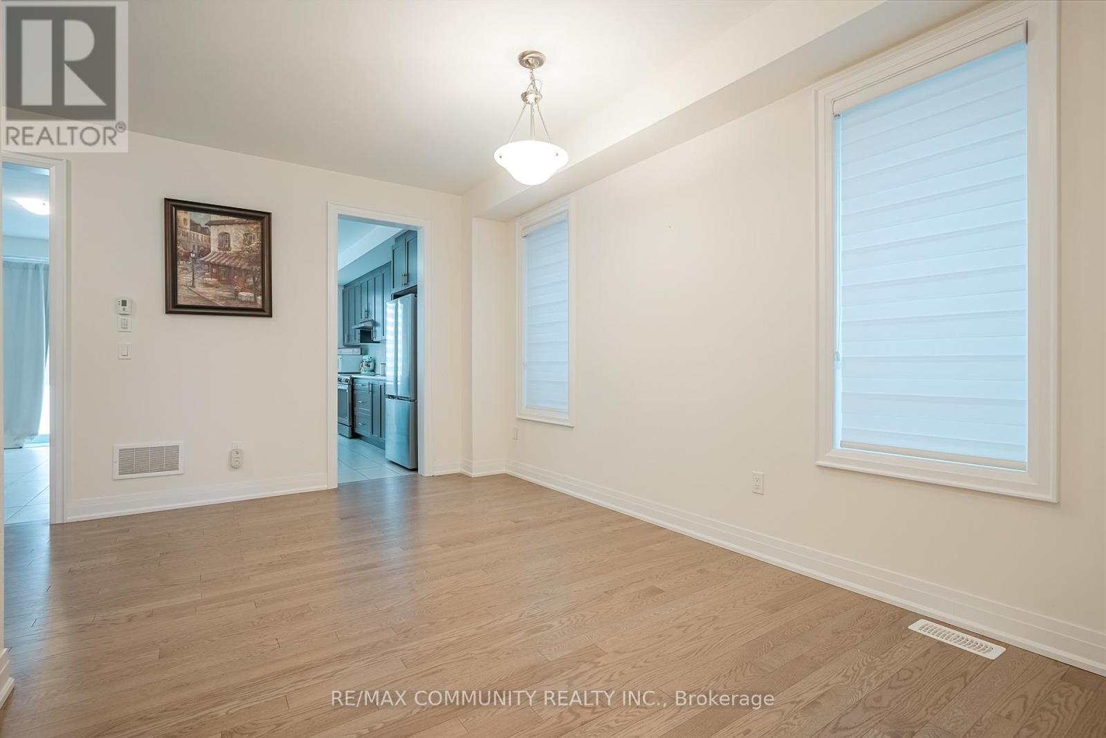 55 Hoad Street, Clarington (Newcastle), Ontario  L1B 0W1 - Photo 6 - E13017332