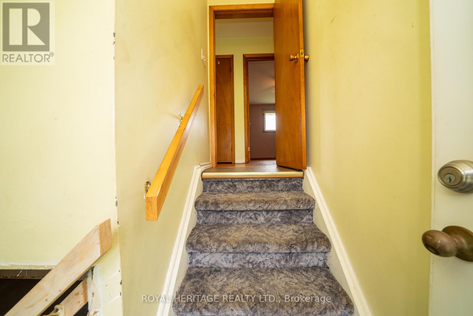 46 Given Road, Clarington (Newcastle), Ontario  L1B 1G9 - Photo 19 - E13018272