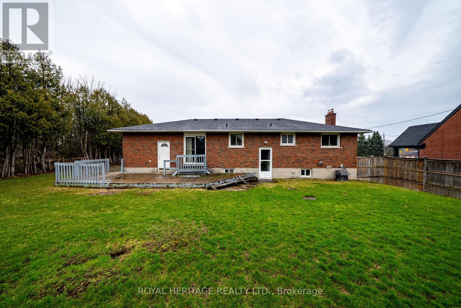 46 Given Road, Clarington (Newcastle), Ontario  L1B 1G9 - Photo 24 - E13018272