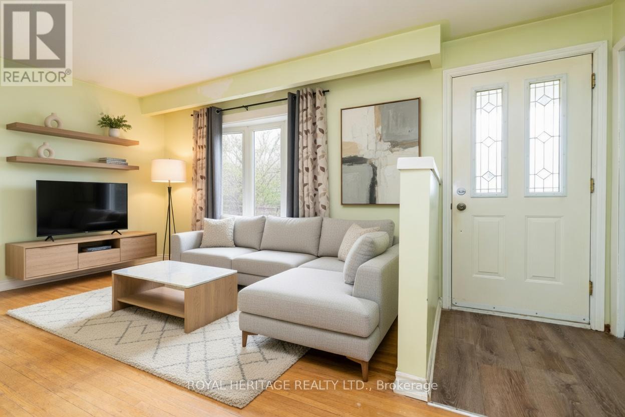 46 Given Road, Clarington (Newcastle), Ontario  L1B 1G9 - Photo 5 - E13018272