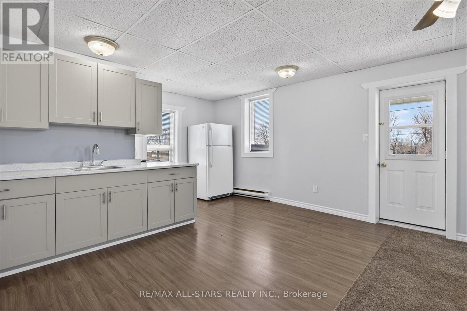 16 St David Street, Kawartha Lakes (Lindsay), Ontario  K9V 1N1 - Photo 5 - X13018332