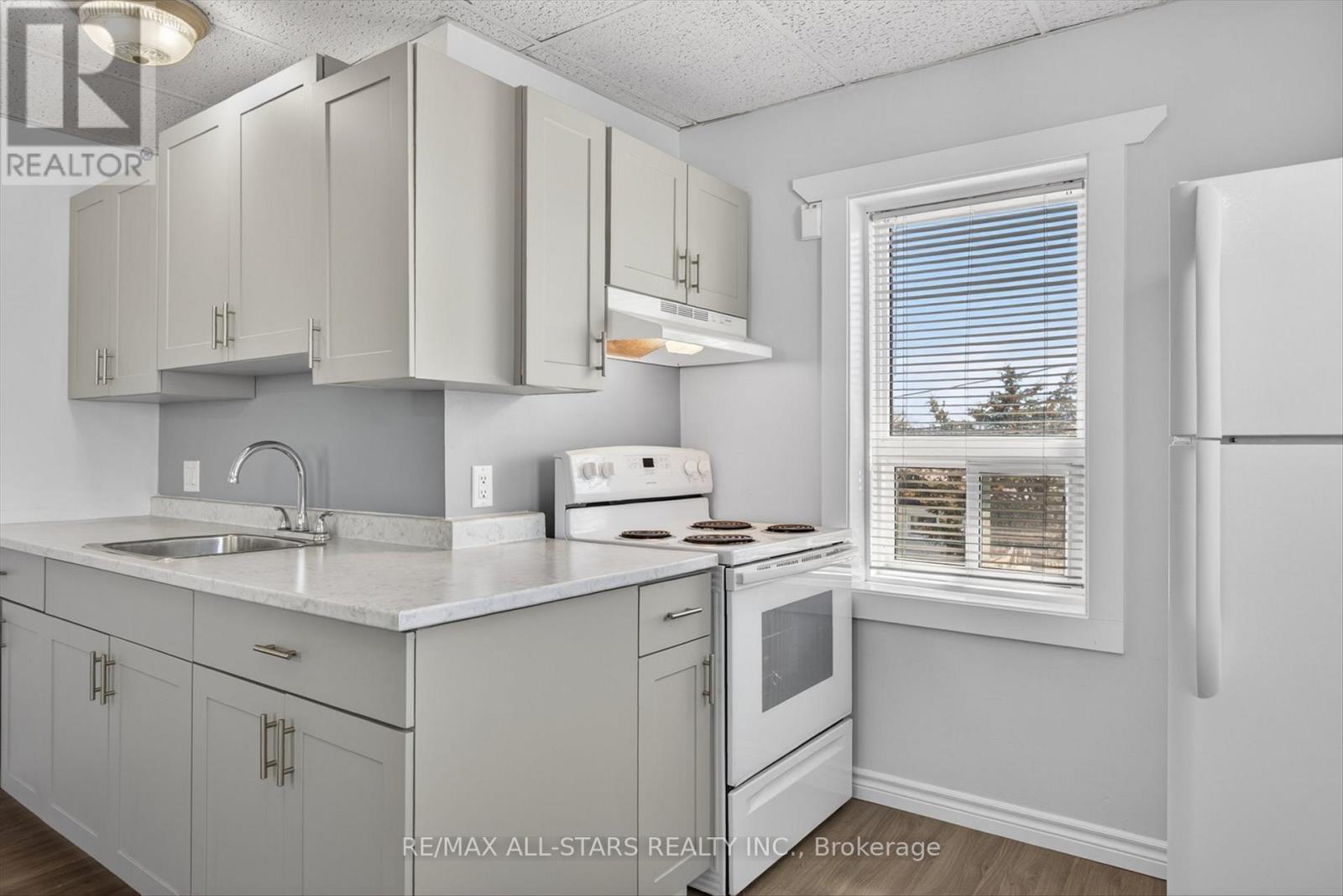 16 St David Street, Kawartha Lakes (Lindsay), Ontario  K9V 1N1 - Photo 7 - X13018332