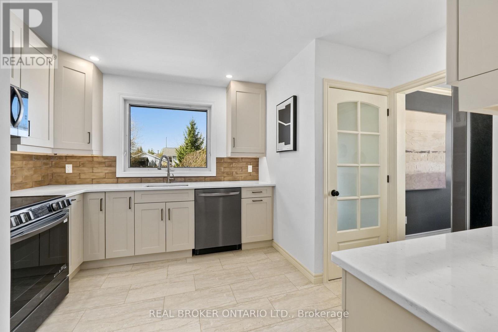 121 Goodfellow Road E, Peterborough (Otonabee Ward 1), Ontario  K9J 5W9 - Photo 13 - X13018322