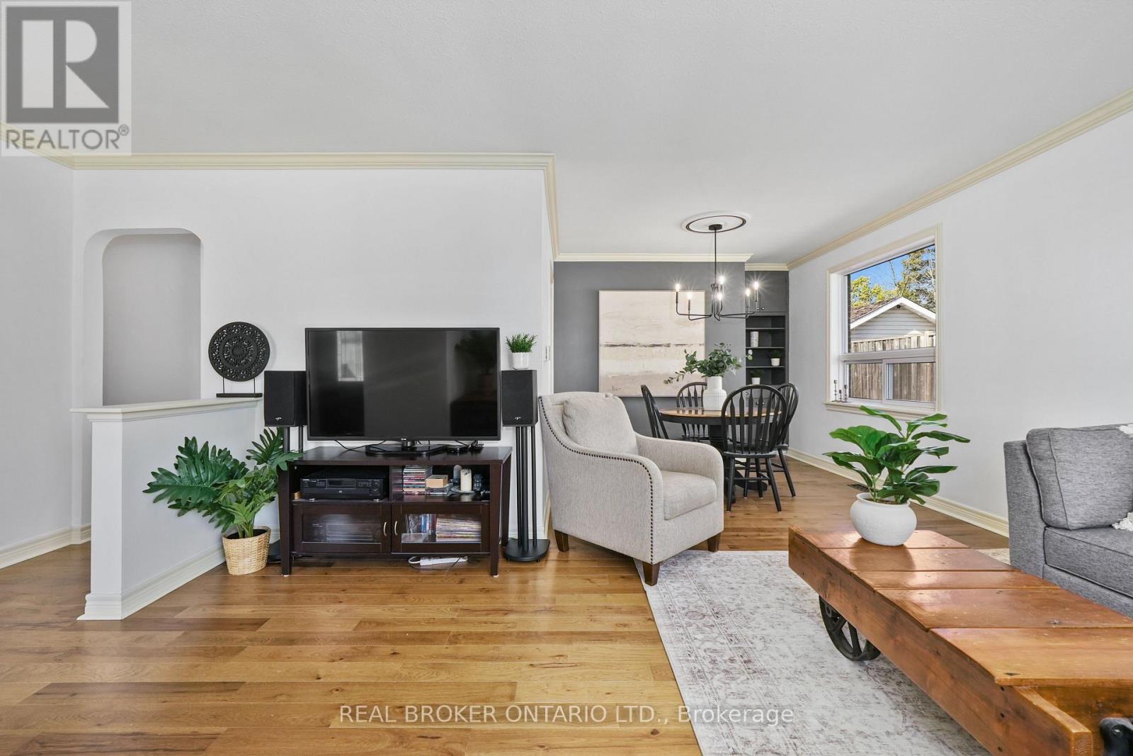 121 Goodfellow Road E, Peterborough (Otonabee Ward 1), Ontario  K9J 5W9 - Photo 8 - X13018322