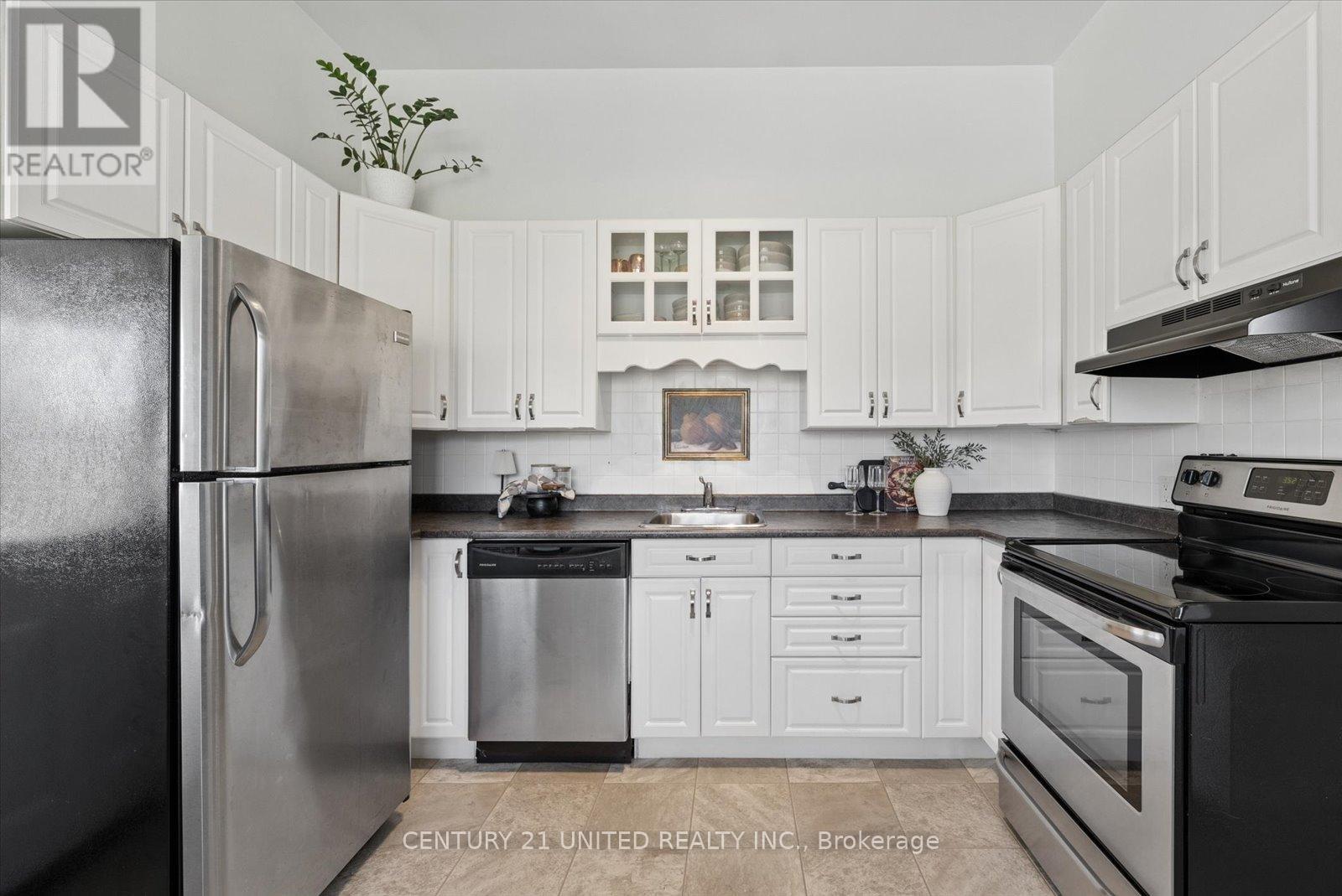 1309 Royal Drive, Peterborough (Northcrest Ward 5), Ontario  K9H 6R6 - Photo 12 - X13019466