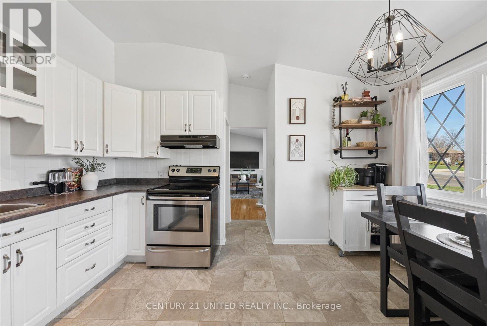 1309 Royal Drive, Peterborough (Northcrest Ward 5), Ontario  K9H 6R6 - Photo 13 - X13019466