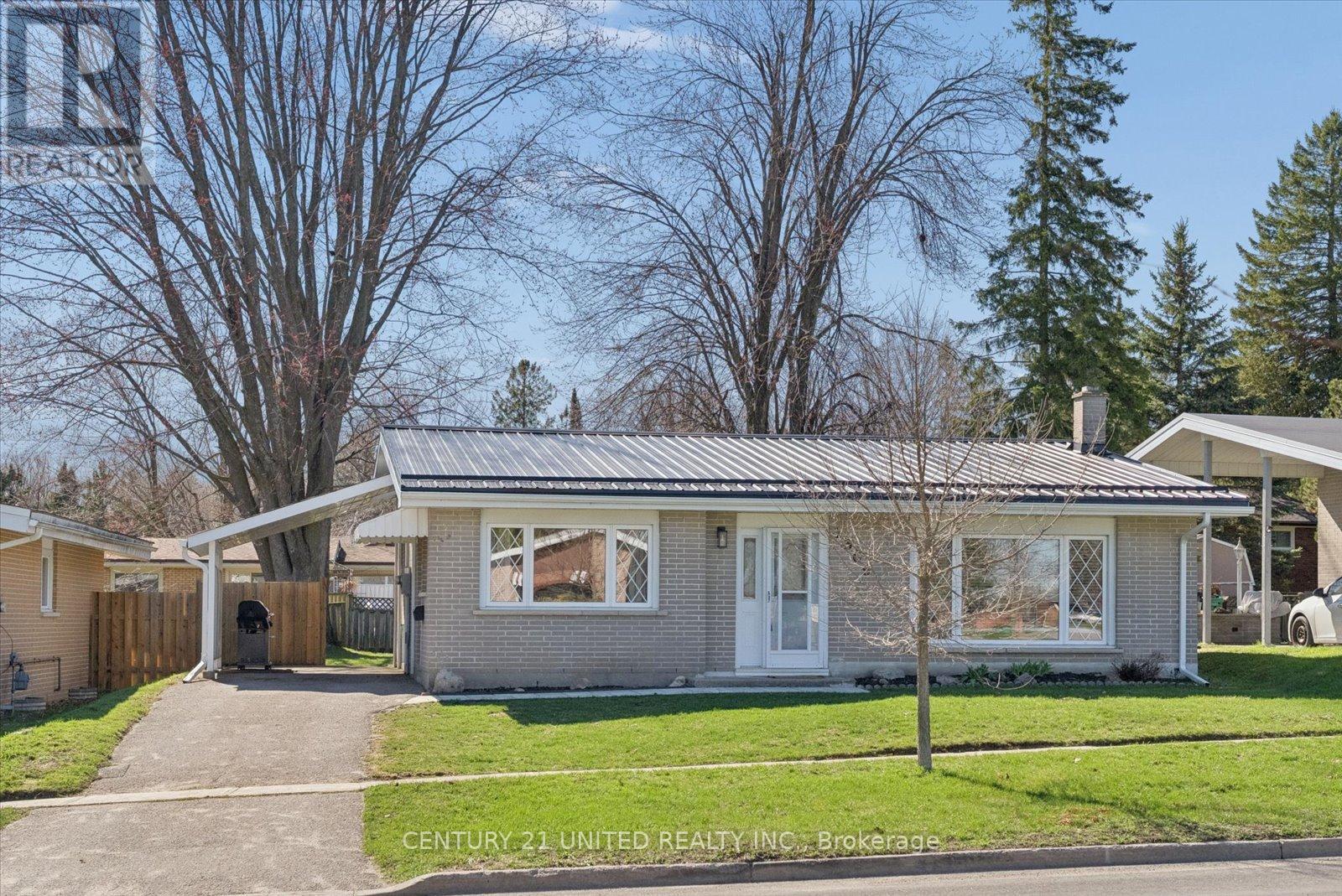 1309 Royal Drive, Peterborough (Northcrest Ward 5), Ontario  K9H 6R6 - Photo 32 - X13019466