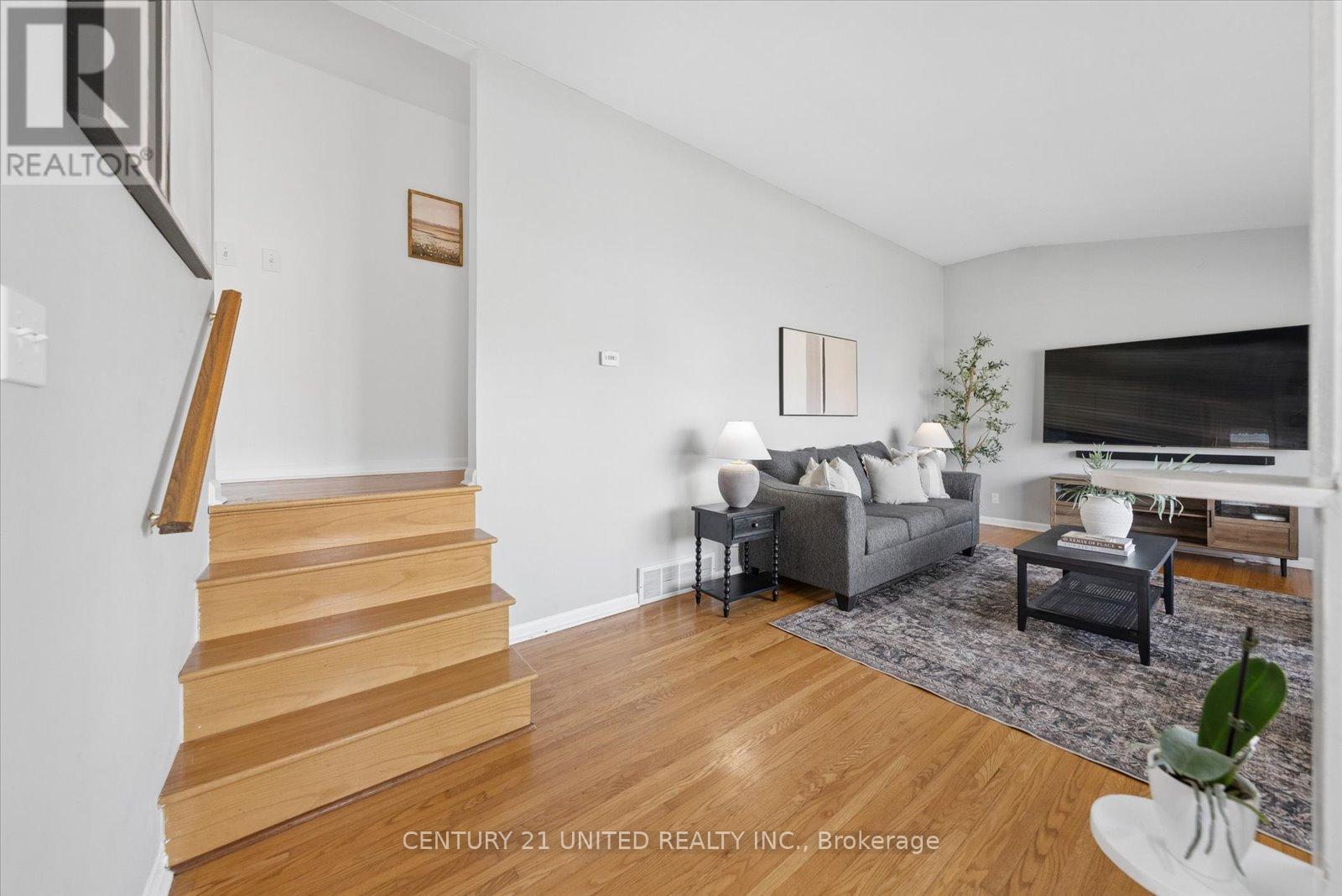 1309 Royal Drive, Peterborough (Northcrest Ward 5), Ontario  K9H 6R6 - Photo 9 - X13019466