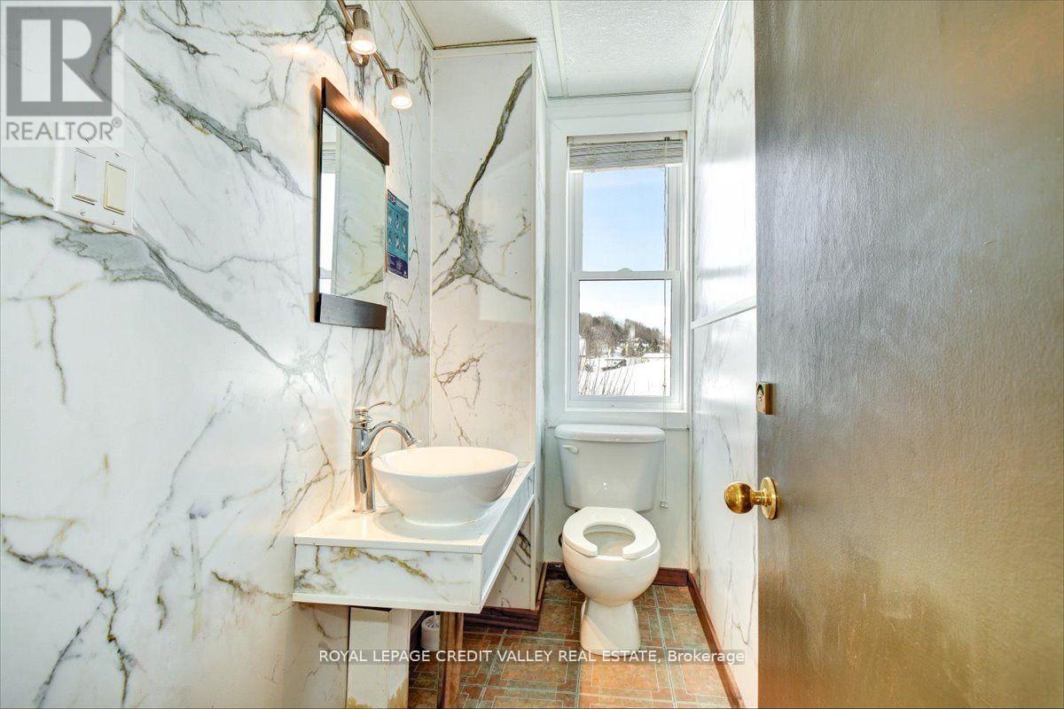 18 Snow Road S, Bancroft (Bancroft Ward), Ontario  K0L 1C0 - Photo 17 - X13019382