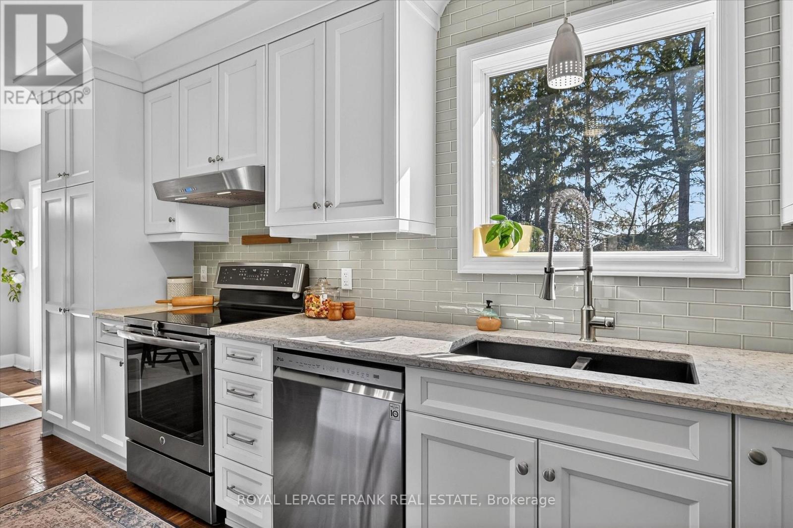 452 Gordon Avenue, Peterborough (Town Ward 3), Ontario  K9J 6G5 - Photo 18 - X13019524