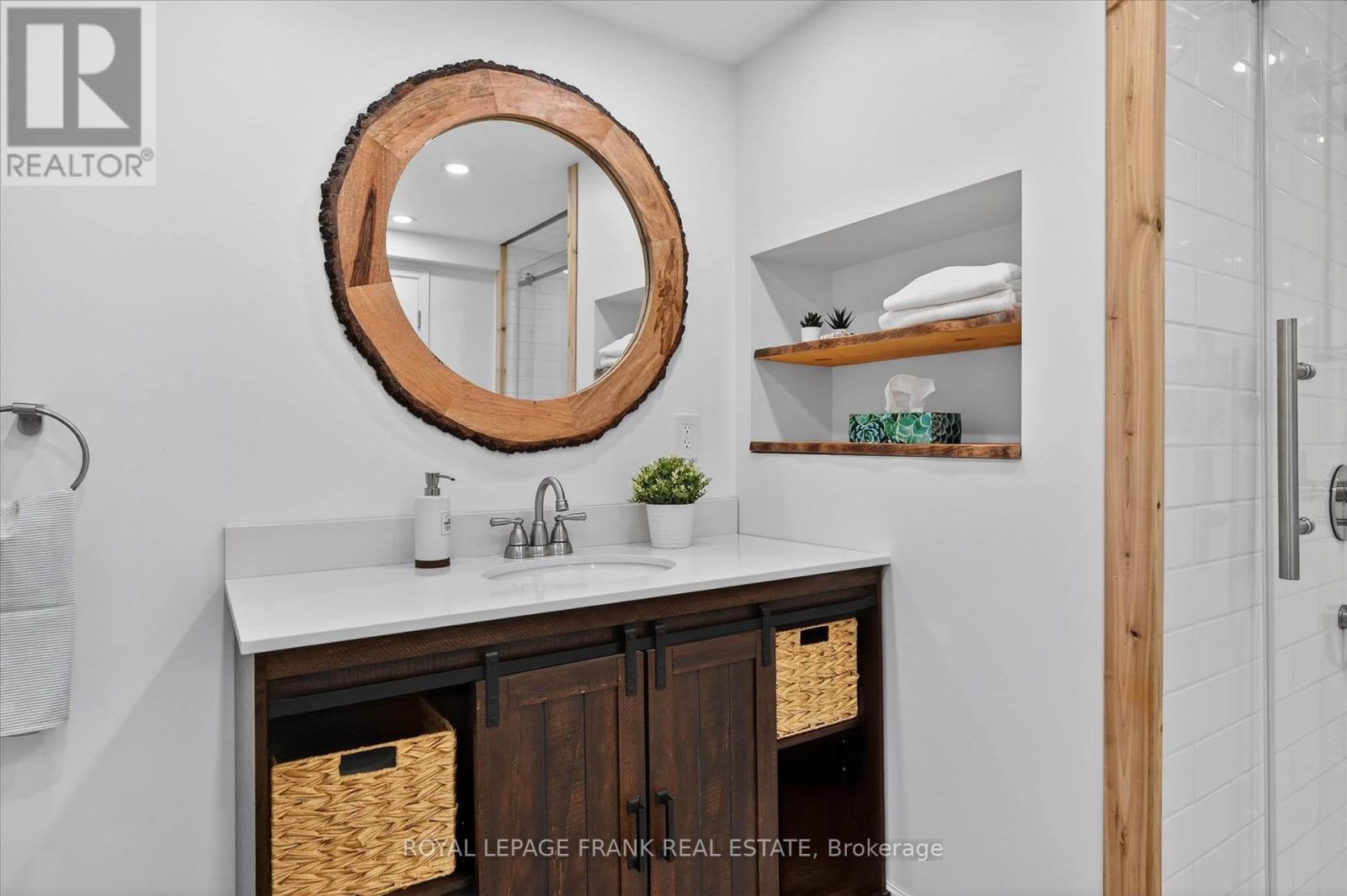 452 Gordon Avenue, Peterborough (Town Ward 3), Ontario  K9J 6G5 - Photo 37 - X13019524