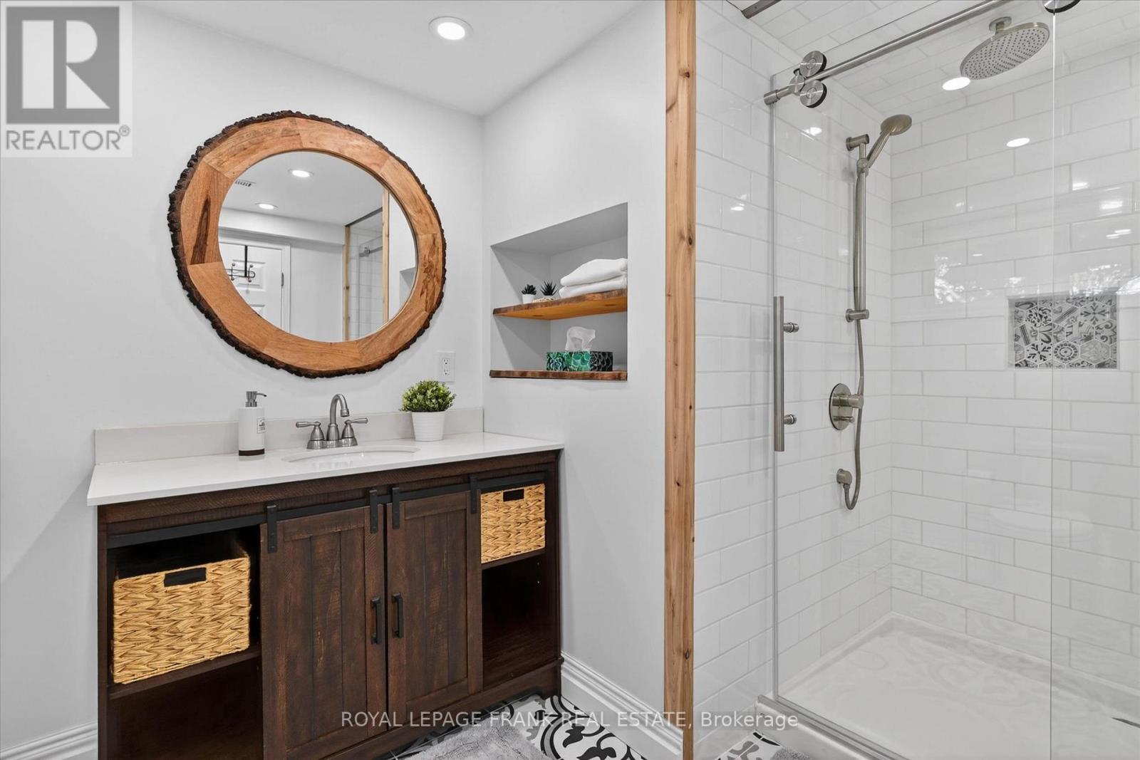 452 Gordon Avenue, Peterborough (Town Ward 3), Ontario  K9J 6G5 - Photo 38 - X13019524