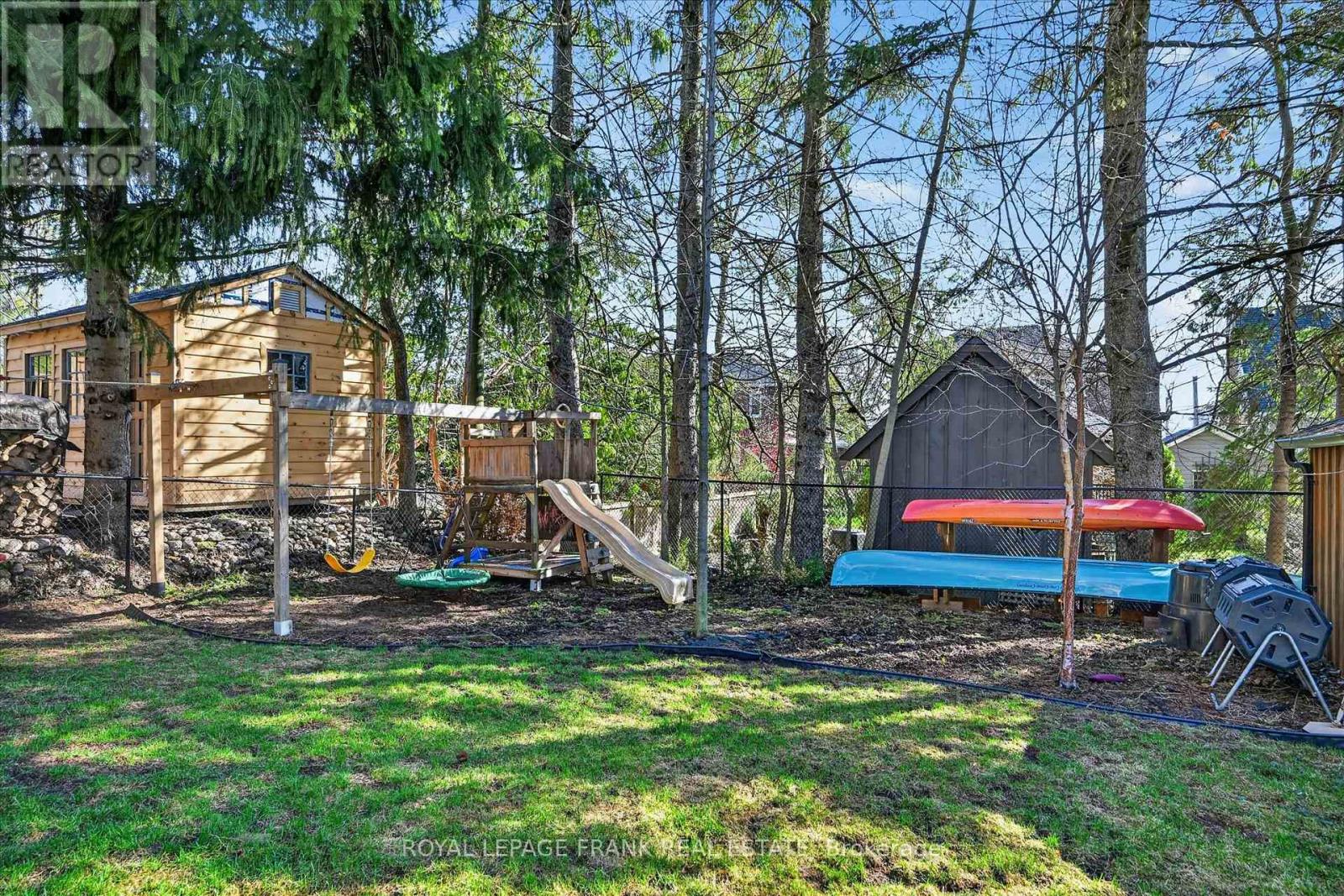 452 Gordon Avenue, Peterborough (Town Ward 3), Ontario  K9J 6G5 - Photo 44 - X13019524